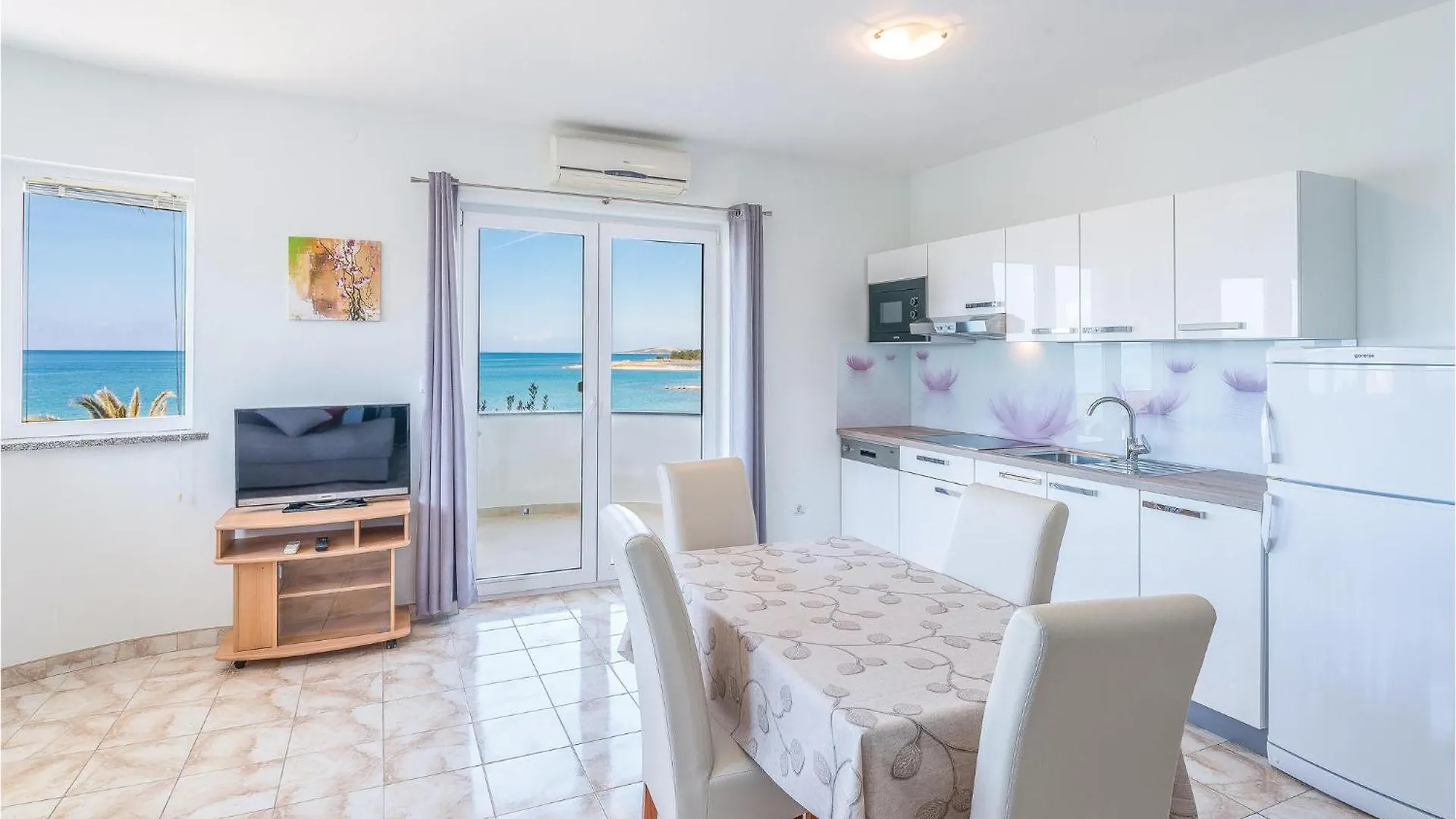 Gorgeous Apartment In Povljana